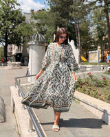 Midi Haljina VERDE ETNO – Maslinasti Ornament Print s Pojasom