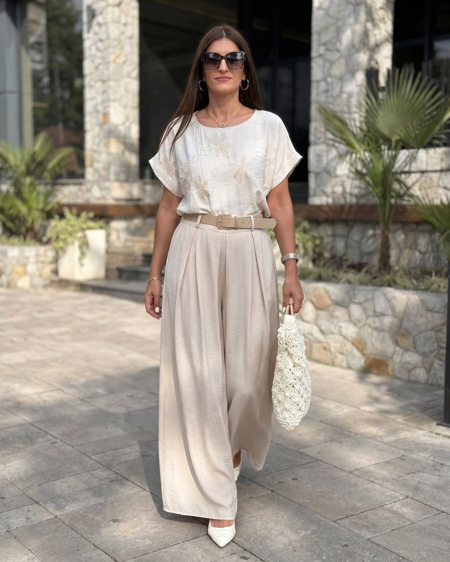 Komplet IVORY BLOOM – Vezena Bluza i Elegantne Široke Pantalone | Bež
