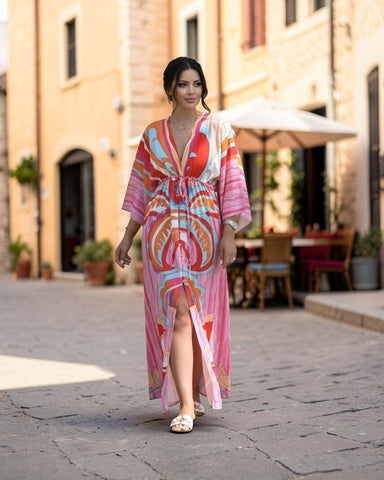 Kaftan Maxi Haljina FIESTA – Šareni Retro Print | Pink-Koraljna