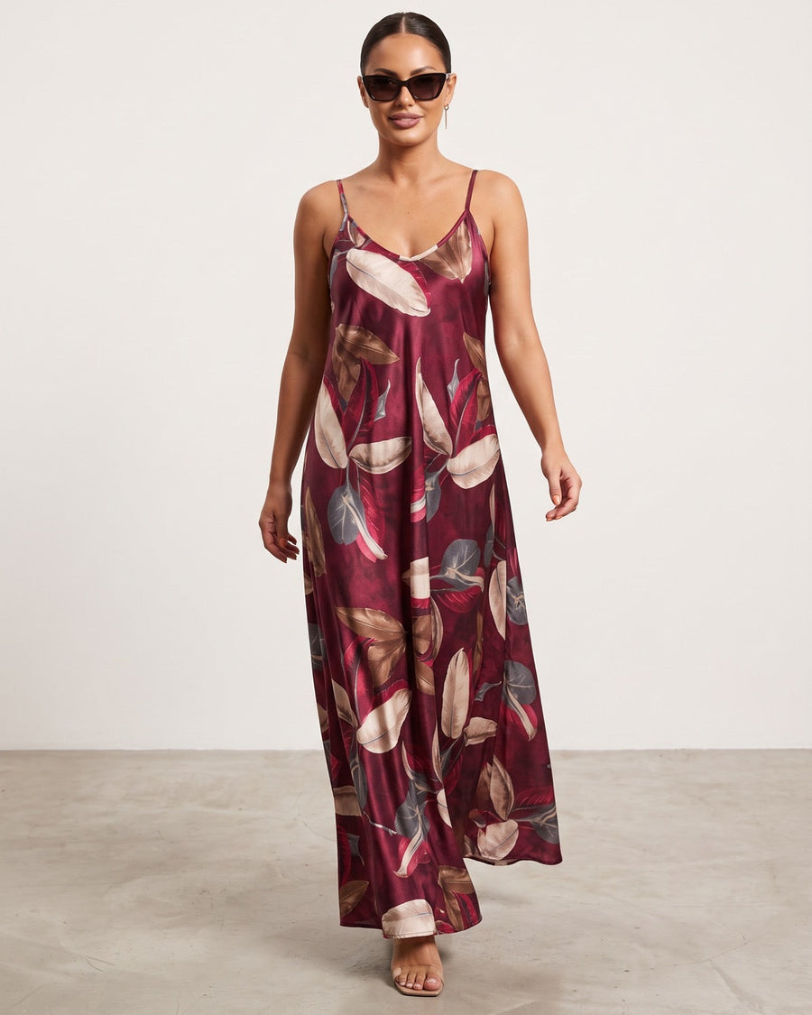 Satenska Maxi Haljina MERLOT – Tropski Print Lišća na Bretele | Bordo